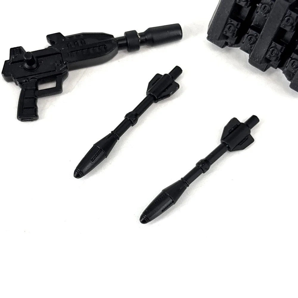 Hasbro Collectibles G.I. Joe Classified Series Major Bludd Weapon & Backpack LOT